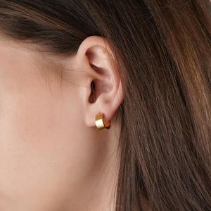 Mejuri Boyfriend Mini Hoops